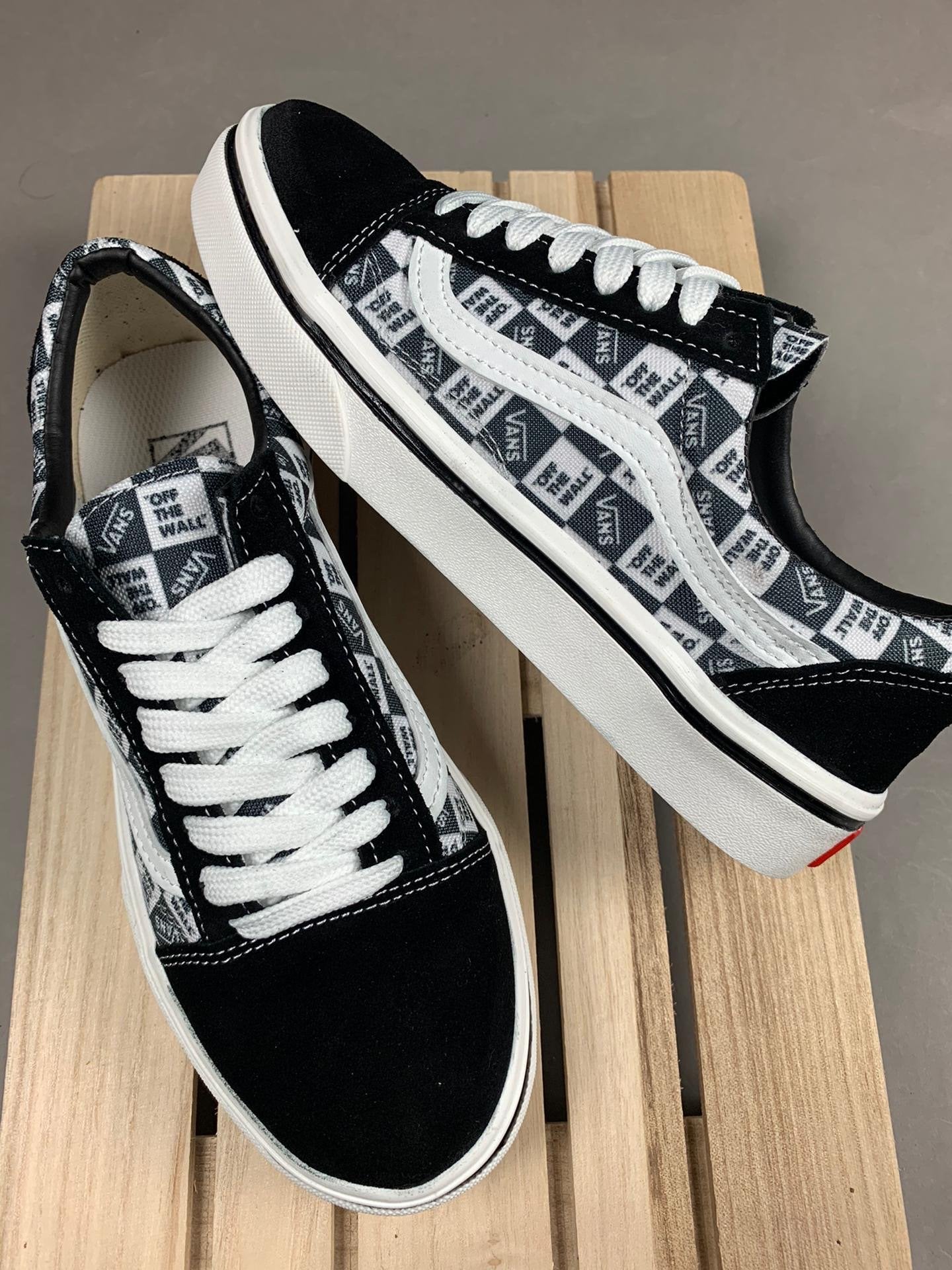 VANS off The Wall Special Edition