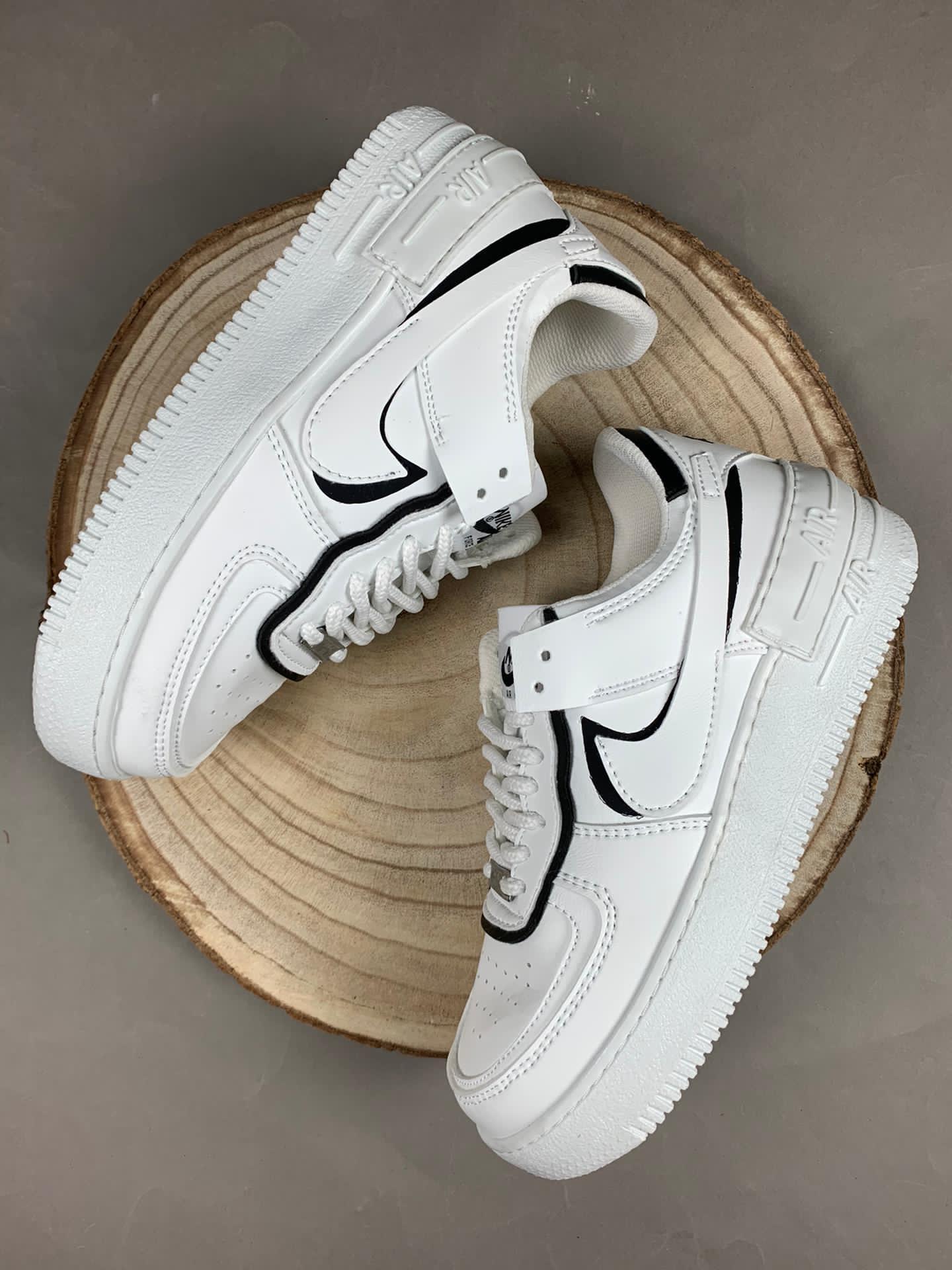 Nike Air Force 1 SHADOW Blancas y negras
