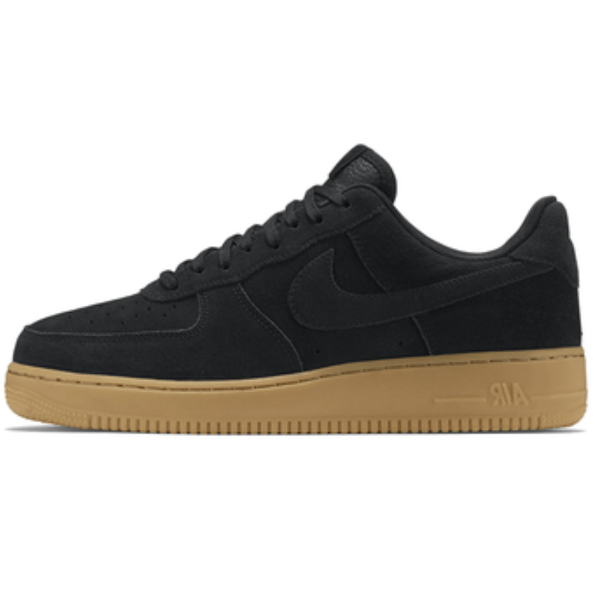 NIKE AIR FORCE LOW NEGRAS SUELA MARRON
