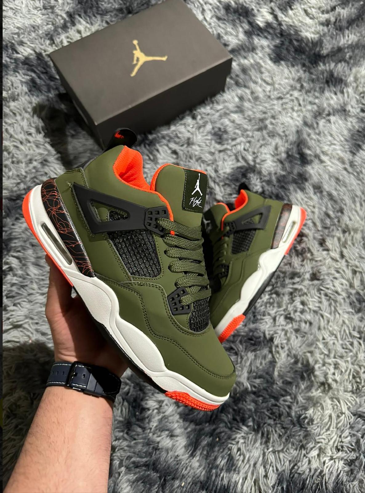 Jordan Retro 4 Militar