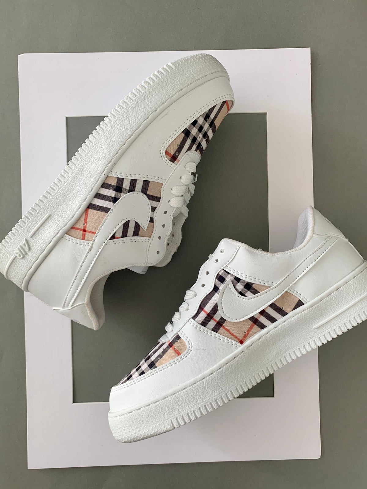 Nike Air Force 1 X Burberry