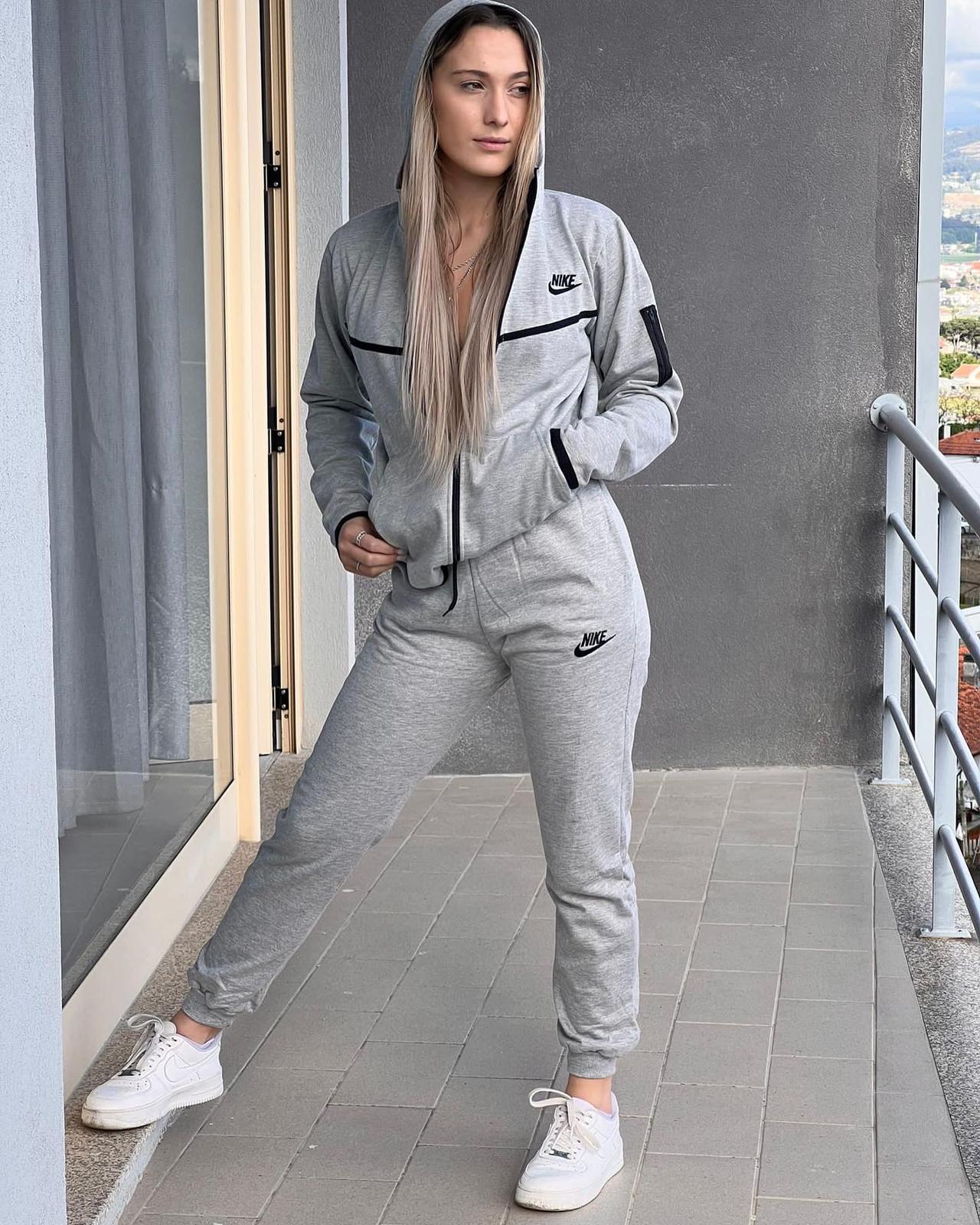 Chandal De Nike Tech Gris Zapasfullesp chandal-de-nike-tech-gris-zapasfullesp