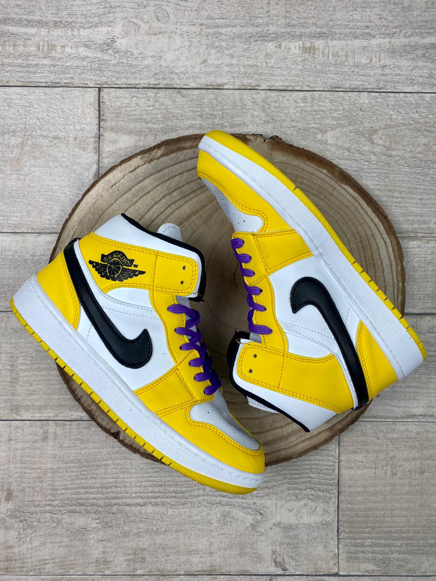 Nike Air Jordan 1 MID SE