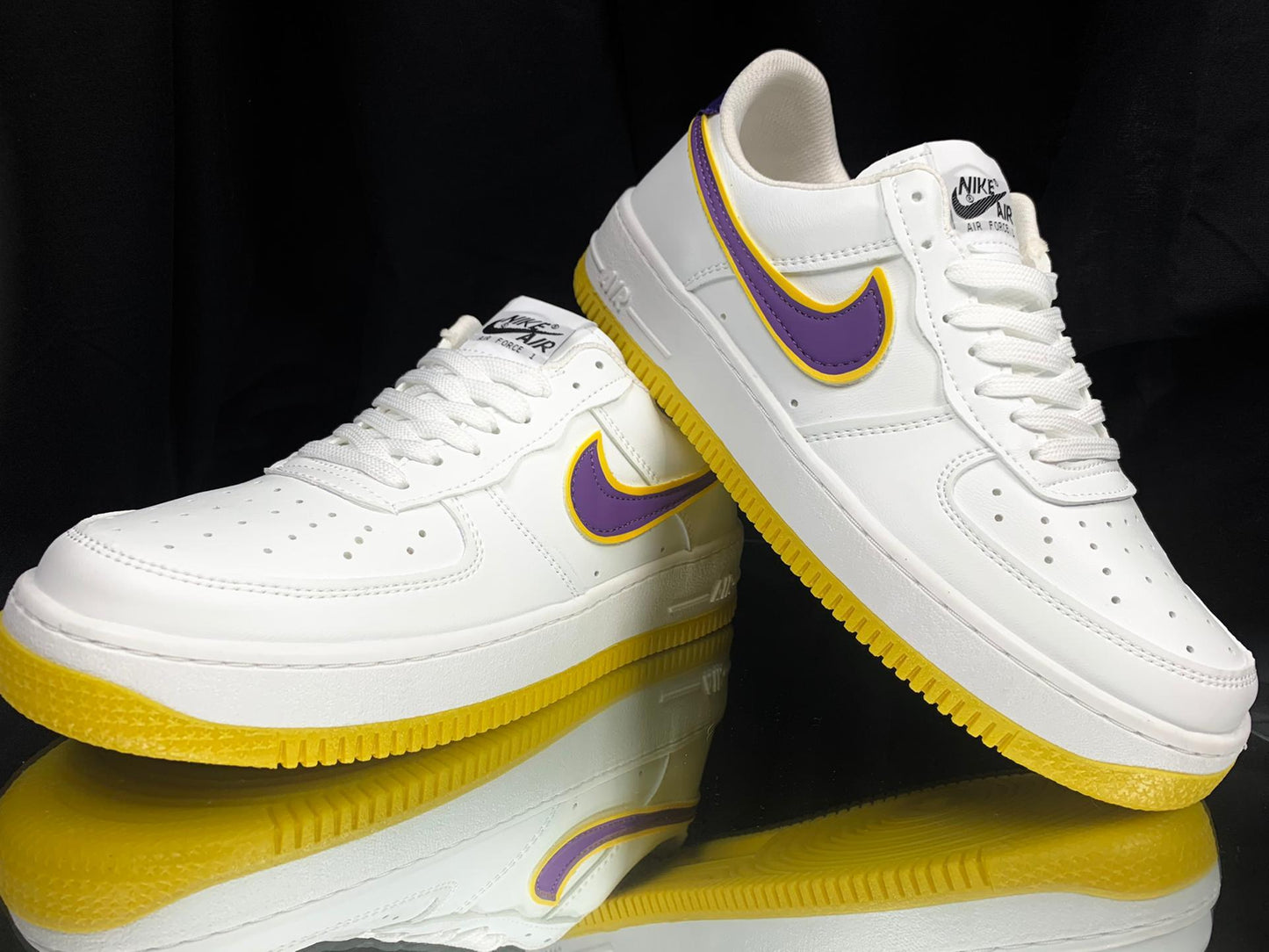 NIKE AIR FORCE x NBA LOS ANGELES LAKERS