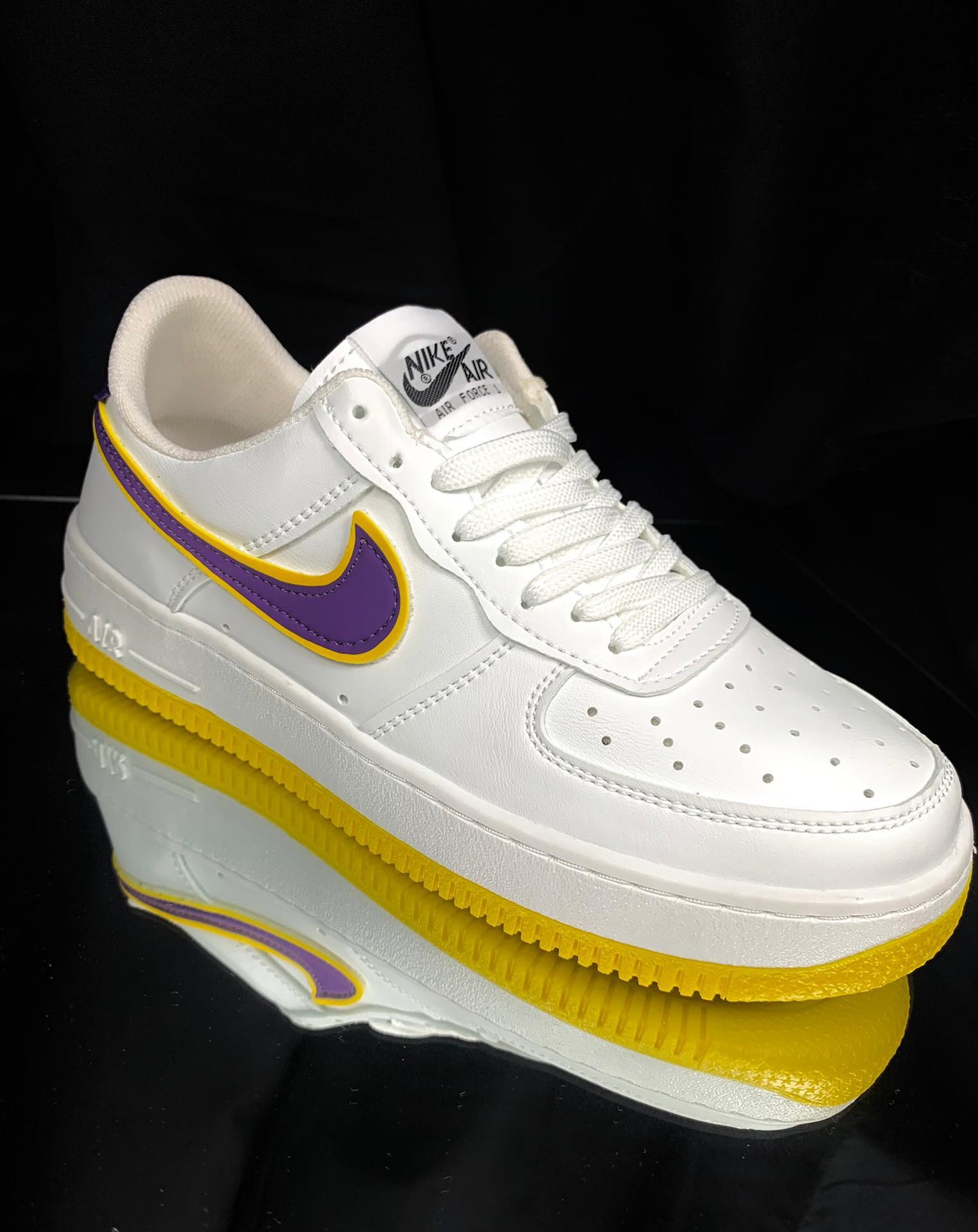 NIKE AIR FORCE x NBA LOS ANGELES LAKERS
