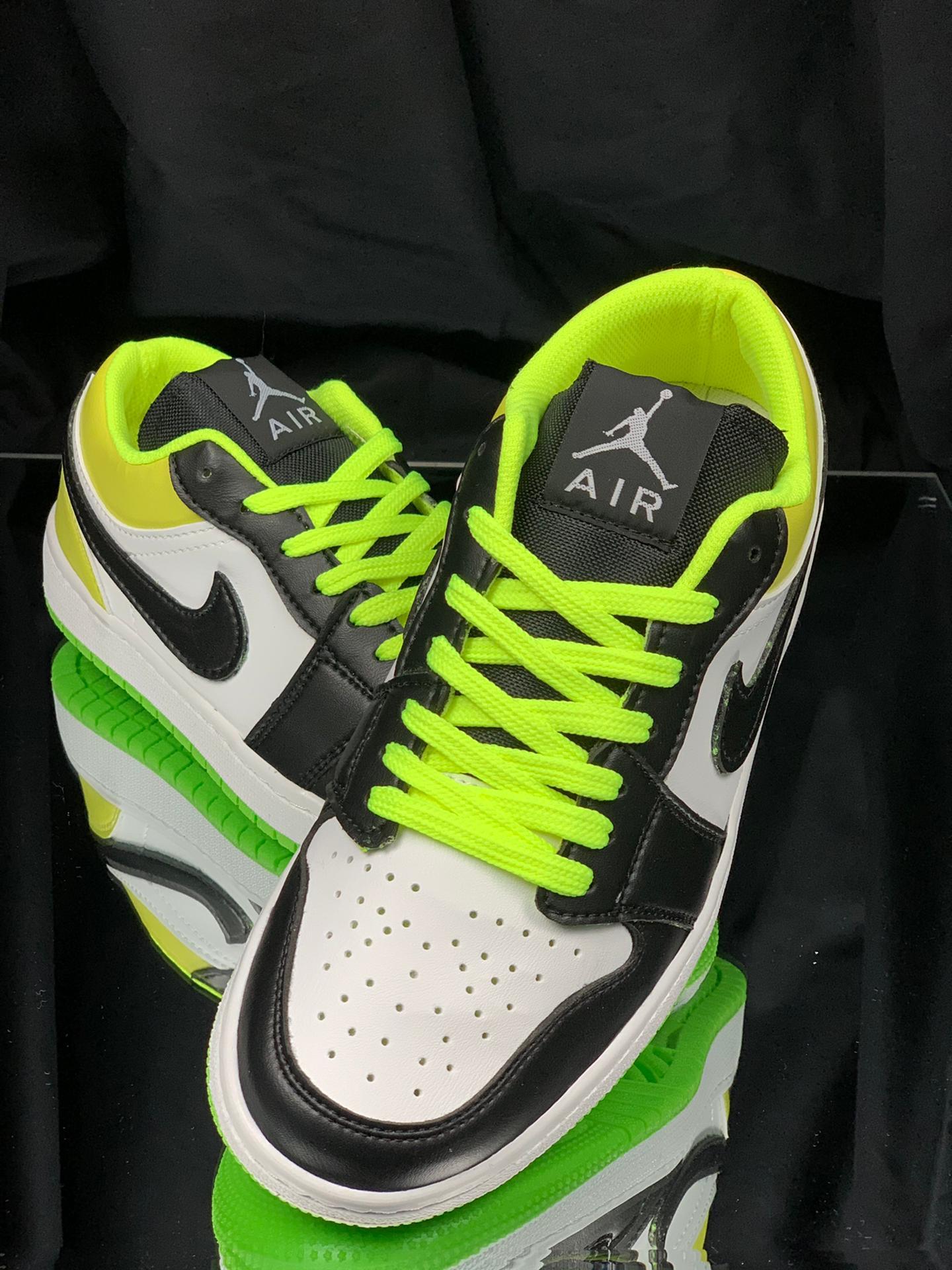 NIKE AIR JORDAN 1 BAJAS VERDES Y BLANCAS
