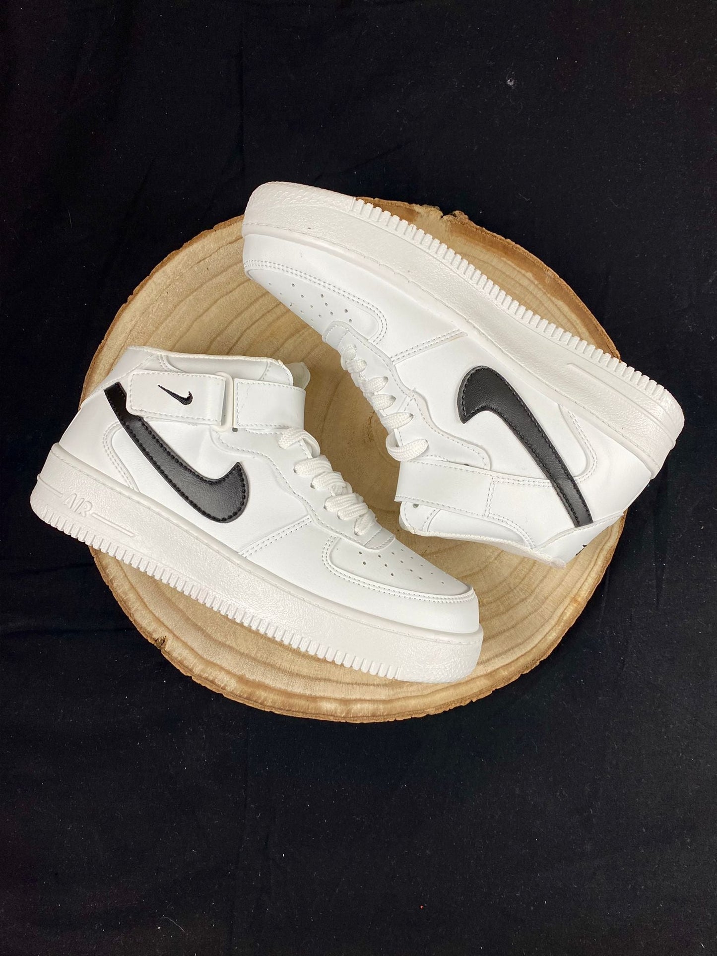 Nike Air Force 1 High ´07 Blancas Logo Negro
