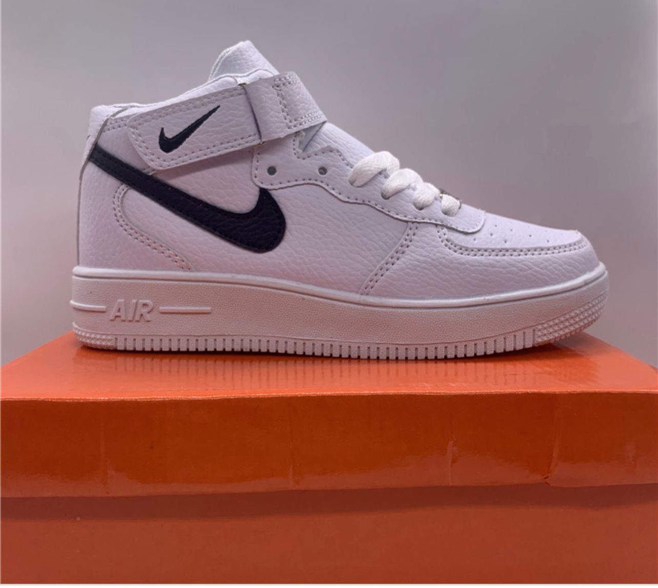 Nike Air Force 1 High ´07 Blancas Logo Negro
