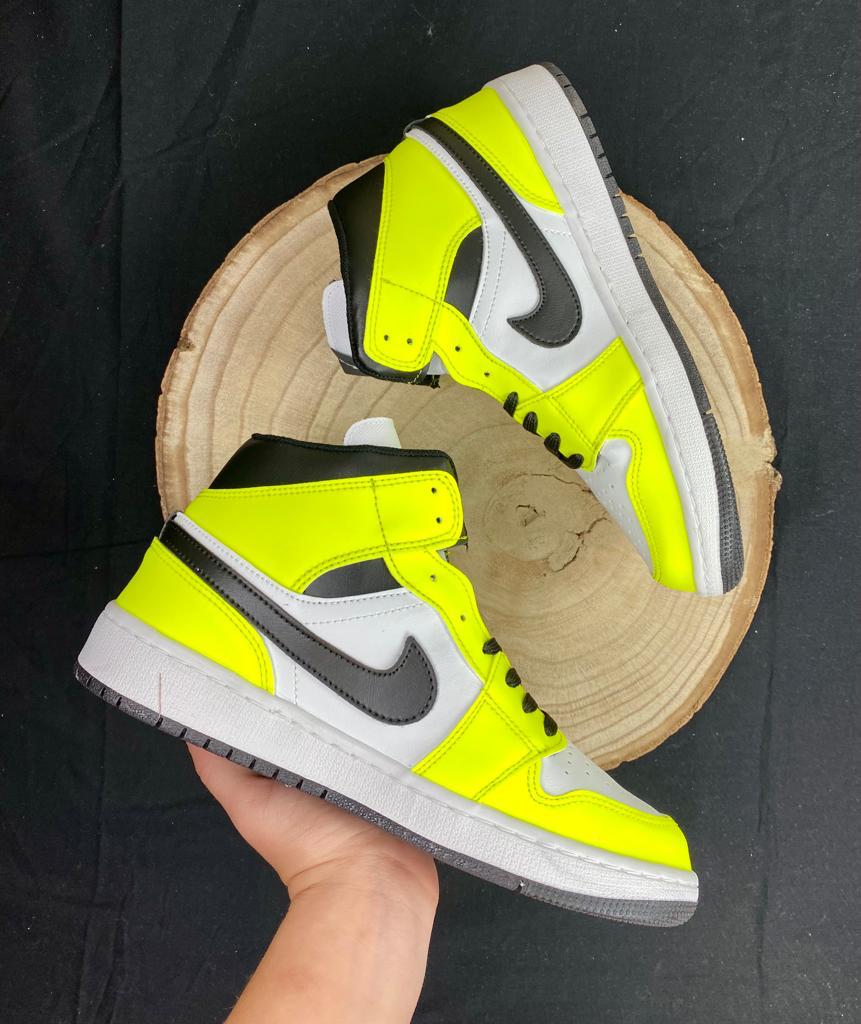 Nike Air Jordan 1 FLUOR
