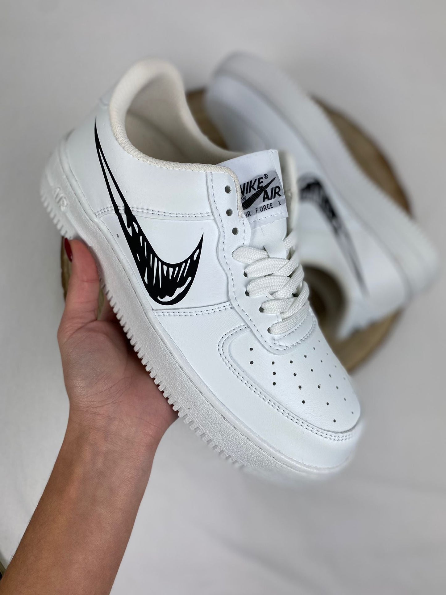 Nike Airforce Logo negro dibujo