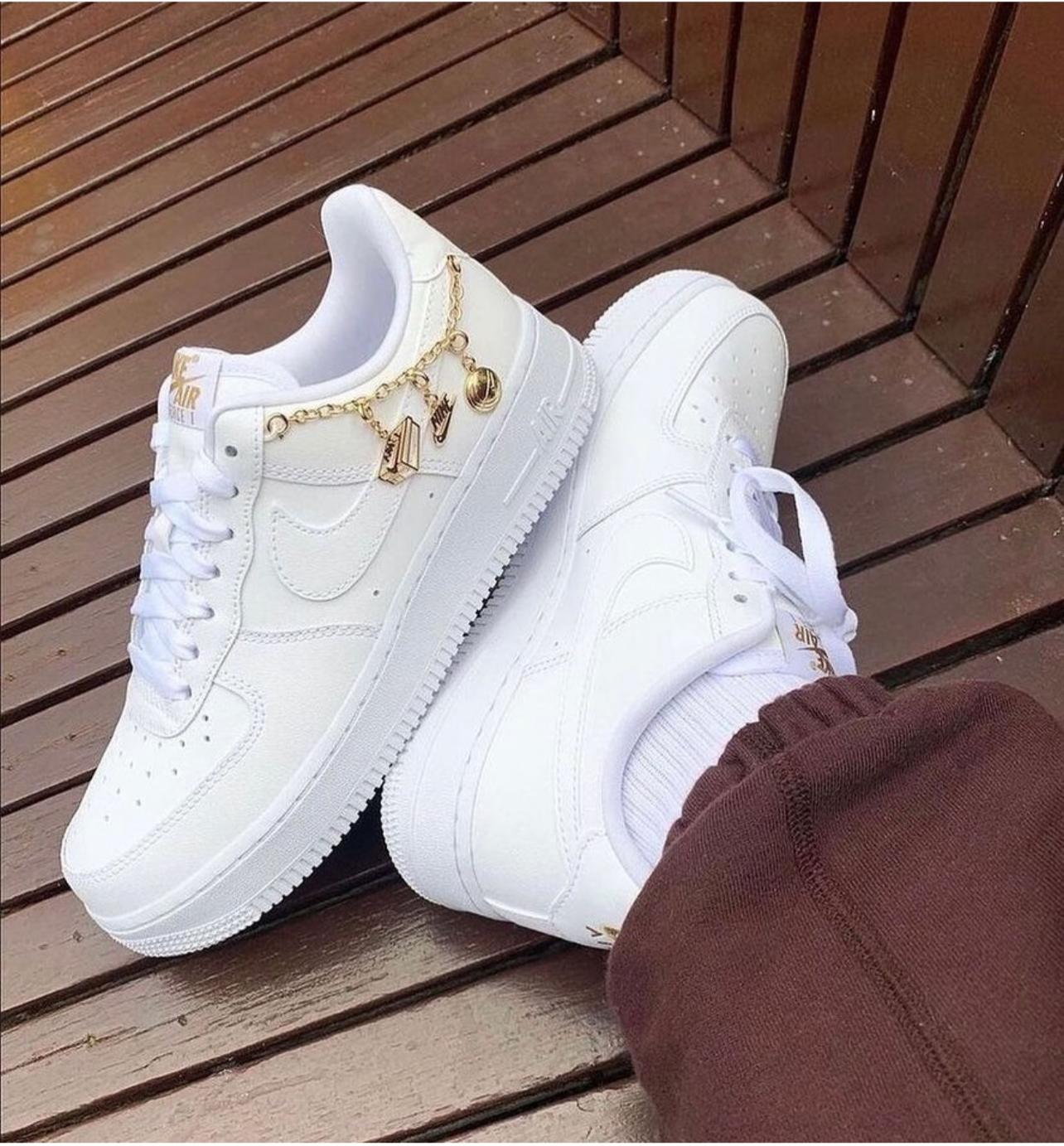 Nike air force AF1 (Cadena Incluida)