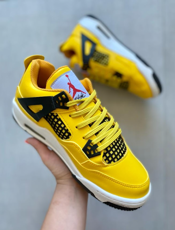 Jordan Retro 4 LOW Amarillas