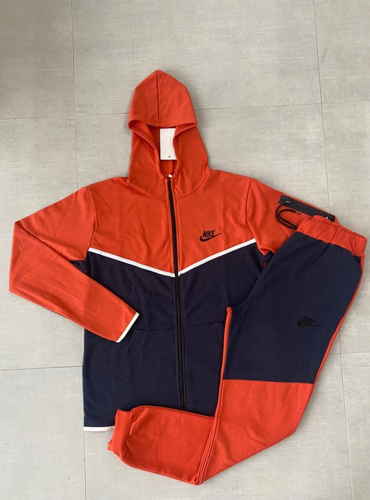 Chandal Nike Tech Naranja  y Azul