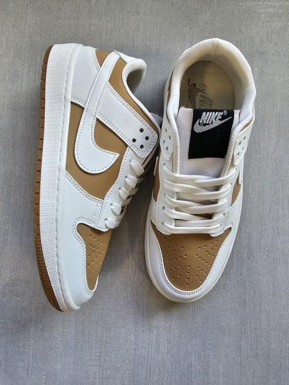 Nike Dunk Low Marrón