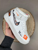 Nike Air Force 1 Just Do It Altas