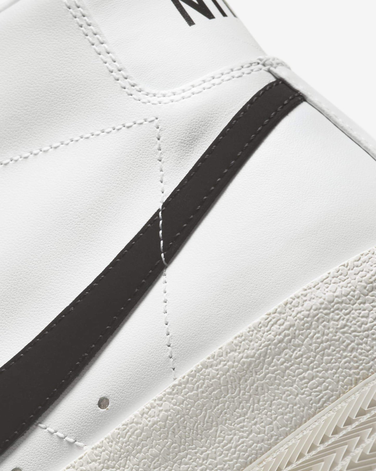 Nike Blazer Mid 77 Vintage